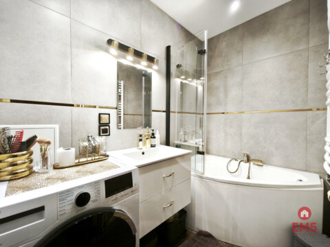 Mieszkanie 4-pokojowe na 1 piętrze