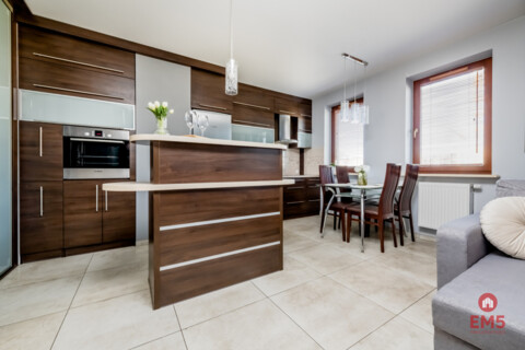 2 pokoje w centrum, gotowe do wprowadzenia