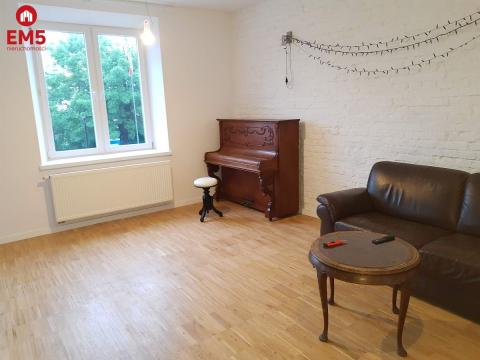 Kamienica w centrum Choroszczy