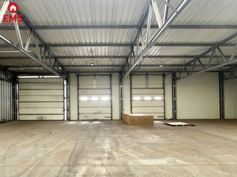 Hala 750-1500 m2