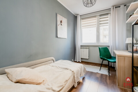 Trzy pokoje, duży balkon, Centrum