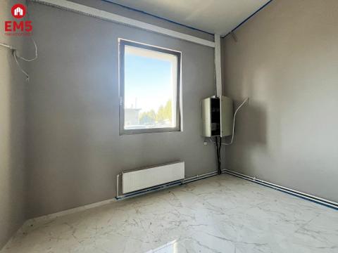 Hala 300 m2 + 220m2