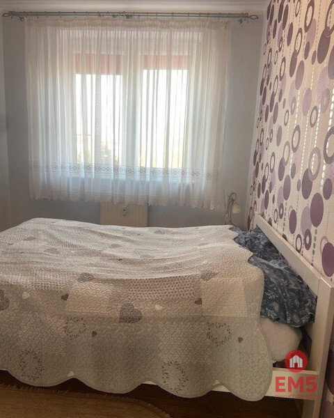 Zadbane 2-pokojowe mieszkanie obok basenu !!!