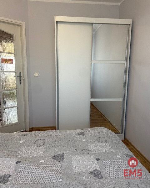 Zadbane 2-pokojowe mieszkanie obok basenu !!!