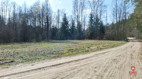 Działka budowlana pod lasem. 1085 m2