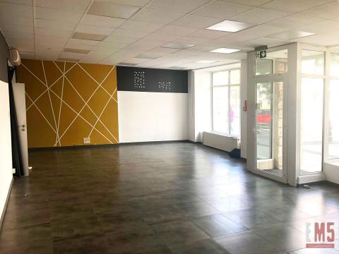 Lokal parter 110m2  w ścisłym centrum