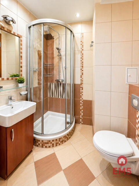 2 pokoje, świetna lokalizacja – Piastowska