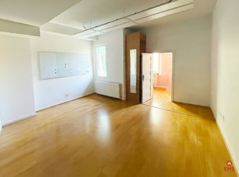 Business premises for rent