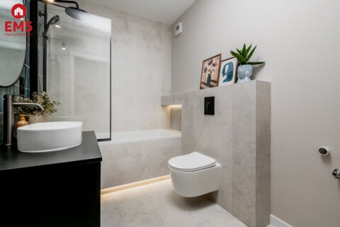 3 POKOJE W ZIELONEJ OKOLICY- BEZ PCC