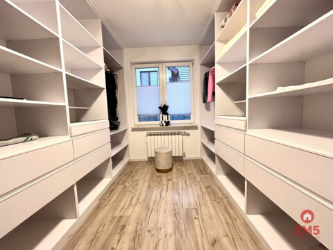 Haus zu verkaufen
