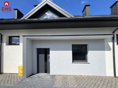 Atrakcyjne szeregówki  w świetnej lokalizacji