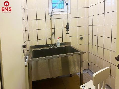 Business premises for rent