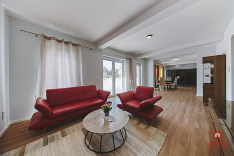 Dom w Raczkach dla 2 rodzin