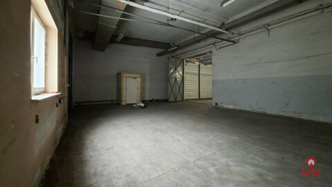 Hala-magazyn z rampą 1200 m2