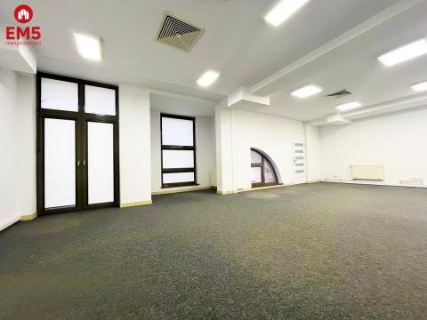 Business premises for rent