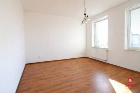 Mieszkanie 3 pokojowe w Nowince