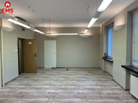 Business premises for rent