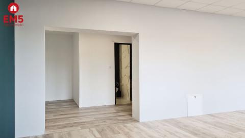 Business premises for rent