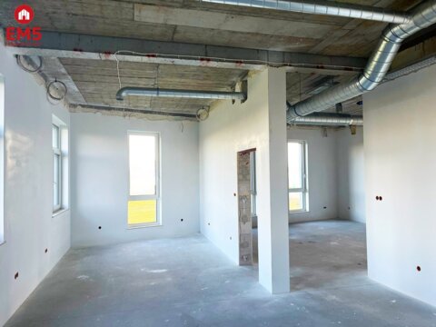 Business premises for rent