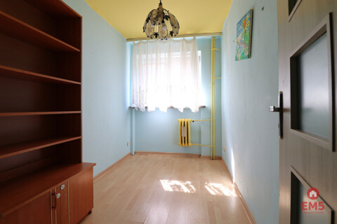 Mieszkanie 3 pokojowe z aneksem 1 piętro balkon