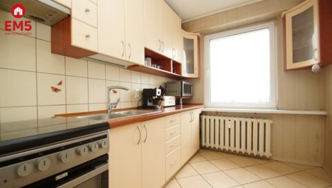 Zadbane 5 pokojowe mieszkanie