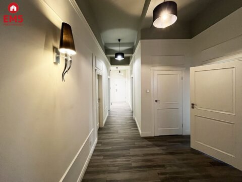 Business premises for rent