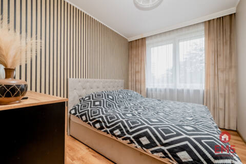 Trzy pokoje, duży balkon, do wejścia. – Białystok