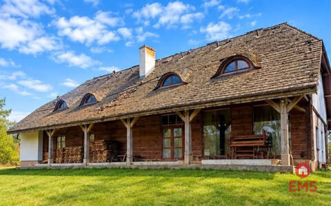 Budynek pod Karczmę 990m2 – Krasne