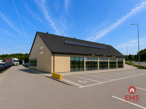 Lokal handlowo-usługowy 390 m2 – Nowodworce